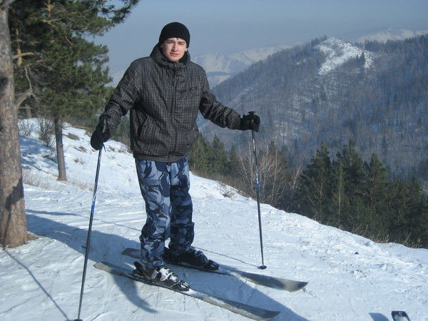 Дмитрий Енин