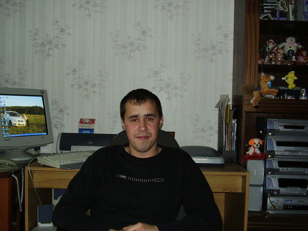 Максим Булатов