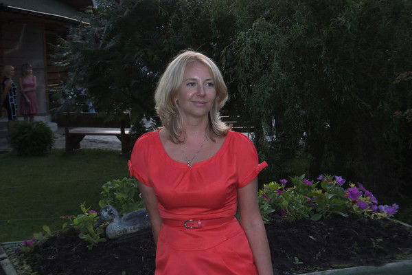 Наташа Канова