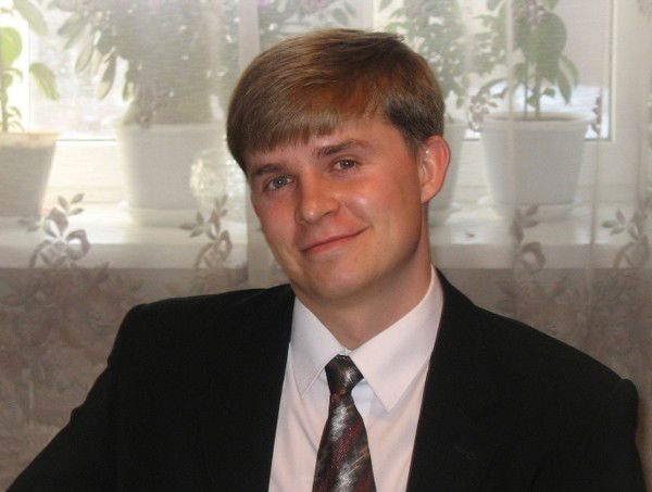 Константин Звездин