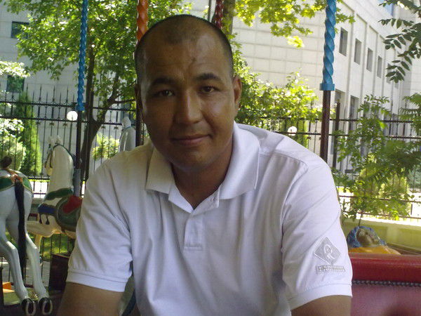 Акмал Отажонов