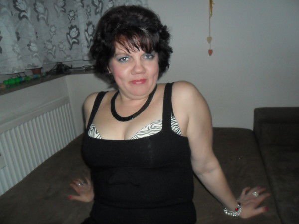 Нелля Кефер