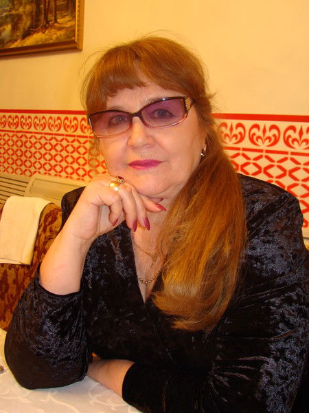 Шумакова Людмила