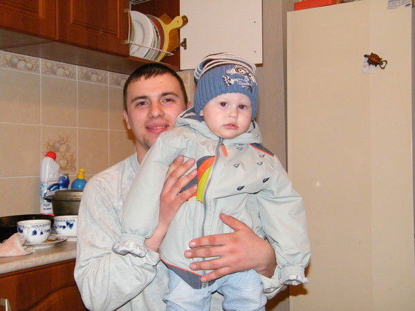 Александр Николаев