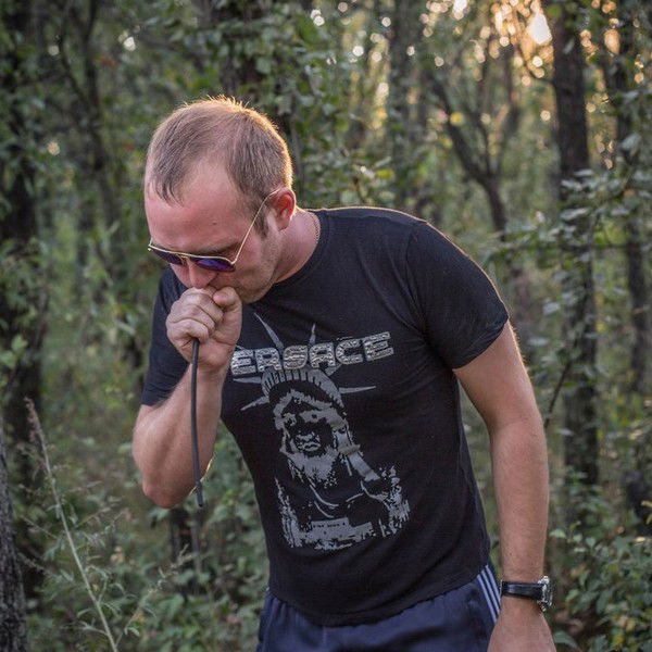 Макс Петров