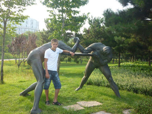 Артём Болваненко