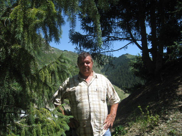 Юрий Николаенко