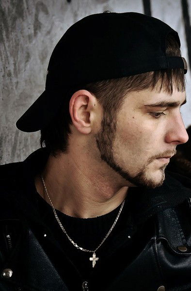 Роман Бизон