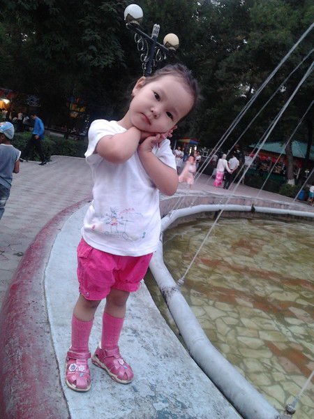 Алмаз Учкемпиров