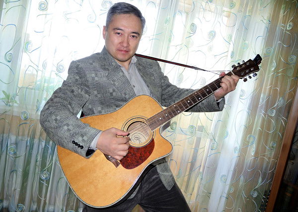 Виктор Ломакин