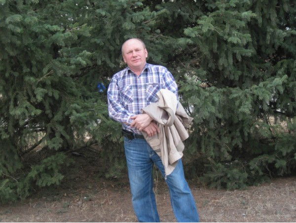 Евгений Петров