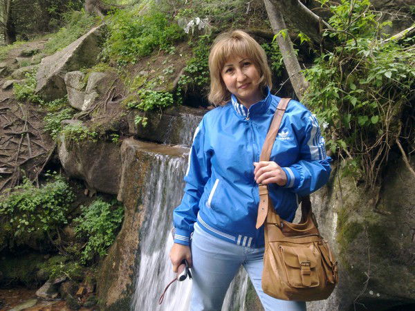 Айман Сапарова