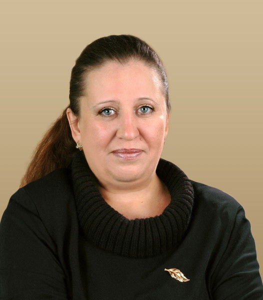 Елена Долгополова