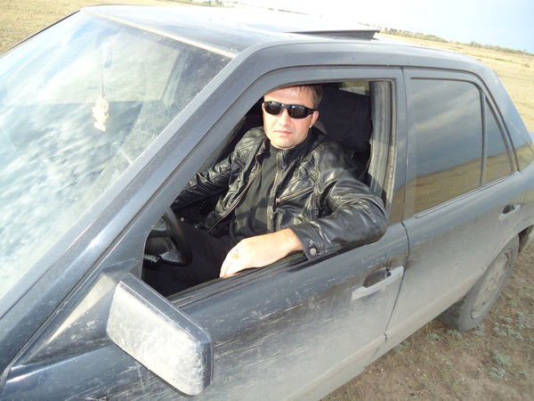 Юрий Волков