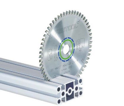 Денис Винокуров