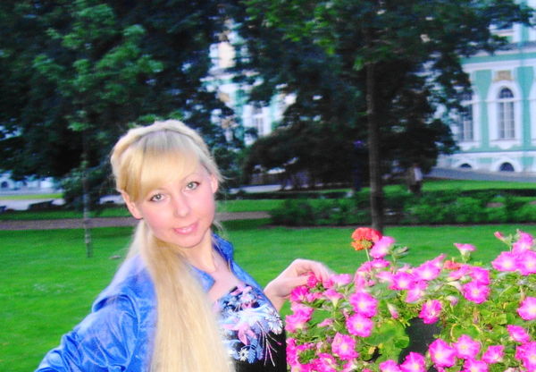 Юля Левичева