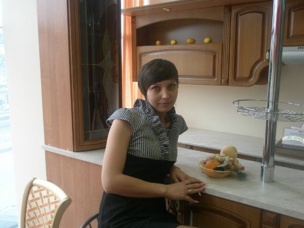 Елена Костина