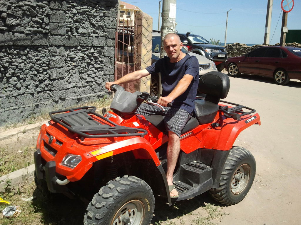 Руслан Щуров