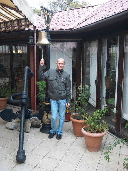 Игорь Азарин