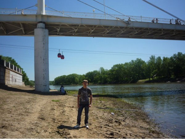 Женёк Бондарев