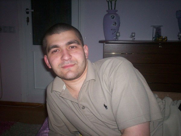 Денис Шапцев