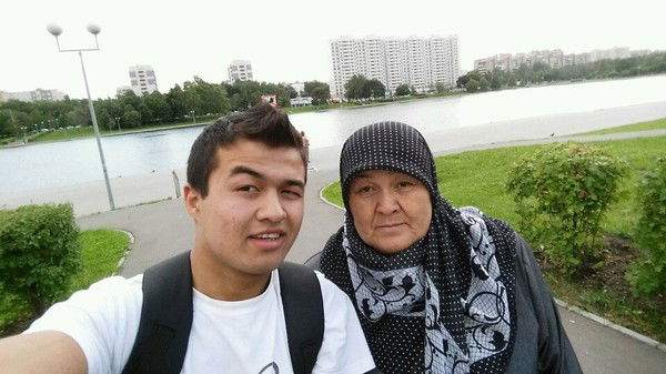 Oloviddin Axmadaliev