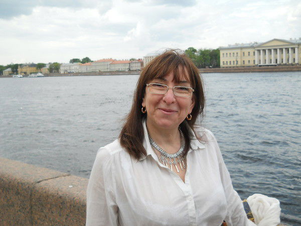 Надежда Моденова