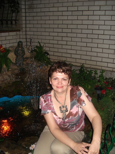 Анна Кустова