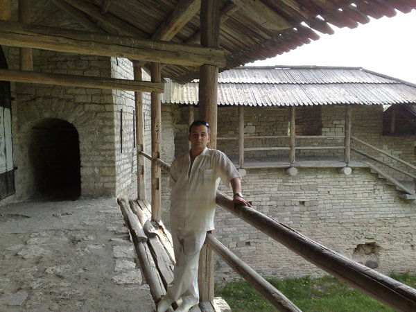 Александр Шатов