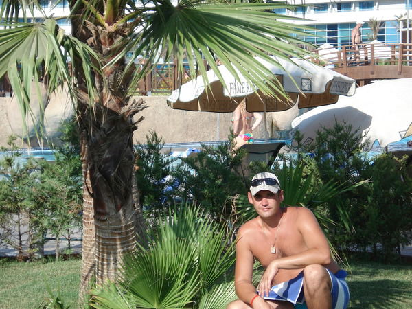 Павел Лухмаев