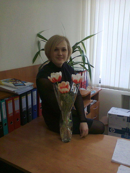 Лена Скрынник