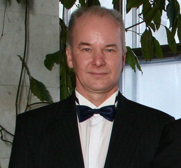 Игорь Новиков