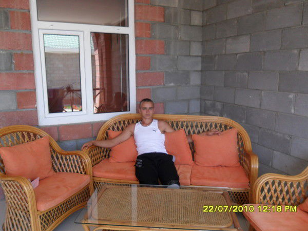 Никита Белаш