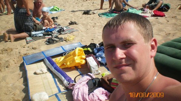 Виктор Белов