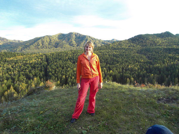 Юлия Новохатняя