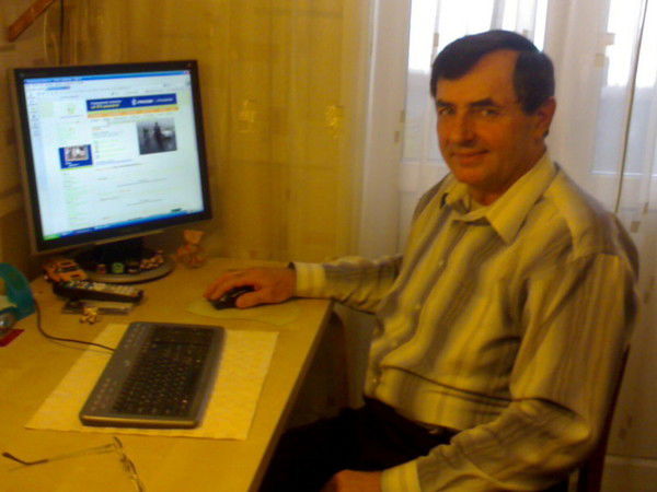 Александр Черников