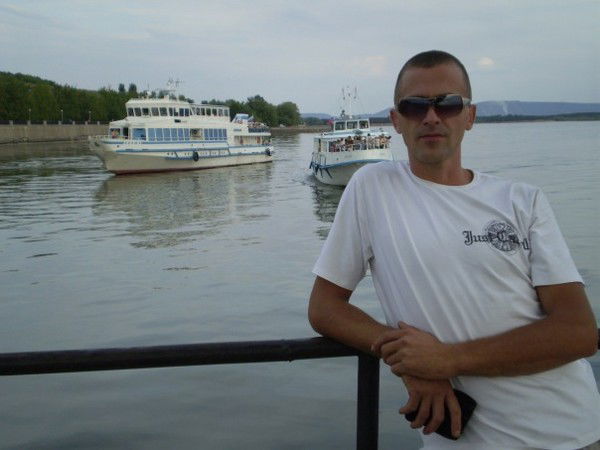 Андрей Голосов