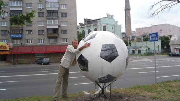 Дмитрий Бондарь