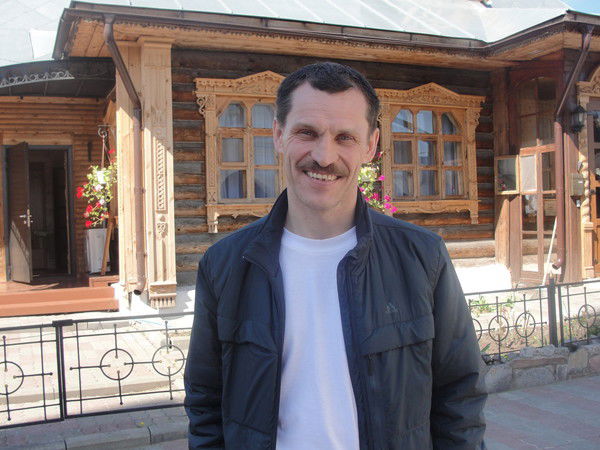 Игорь Колесников