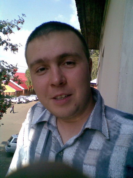 Максим Южаков