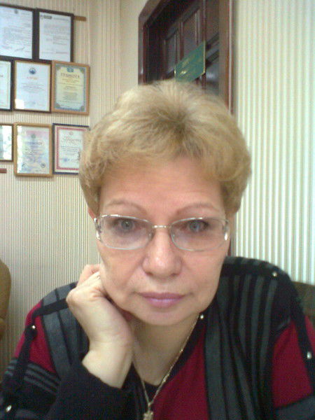 Людмила Петрова