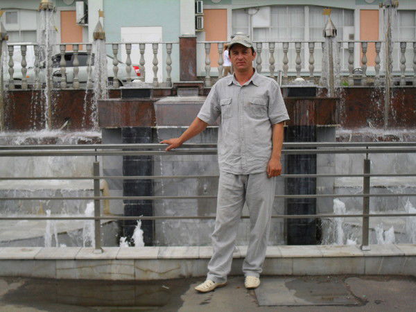 Александр Комаров