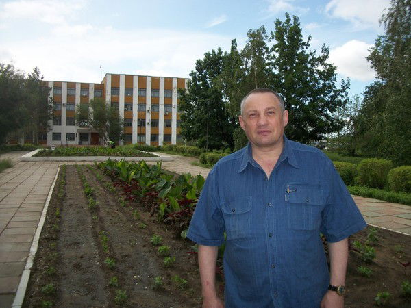 Анатолий Ломов