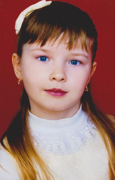 Настюша Алексеєнко