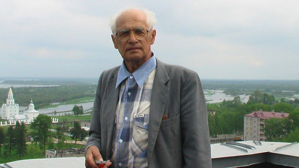 Борис Титов