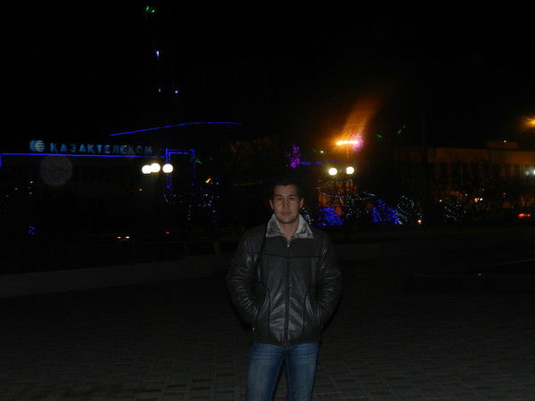 Элбек Атаджанов