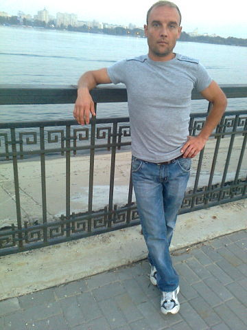 Анатолий Бородин