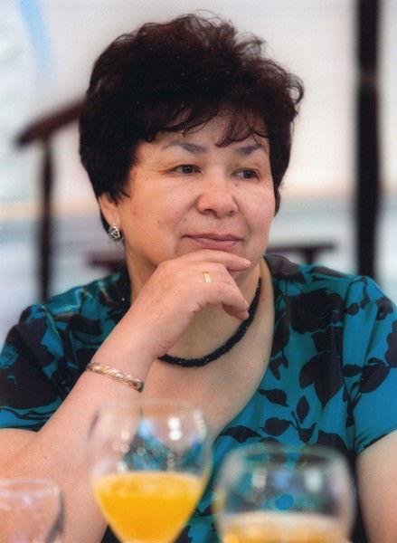 Расима Султанова