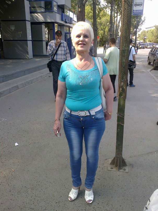 Елена Бурова