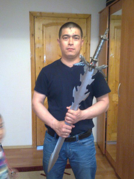 Самат. Рабаев.